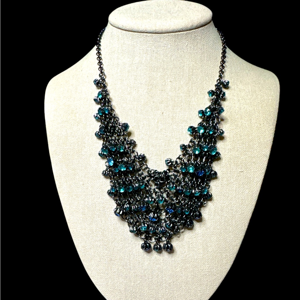 Lane Bryant Bib Necklace Black Chain Mesh Style With Acrylic StonesF-S 10$